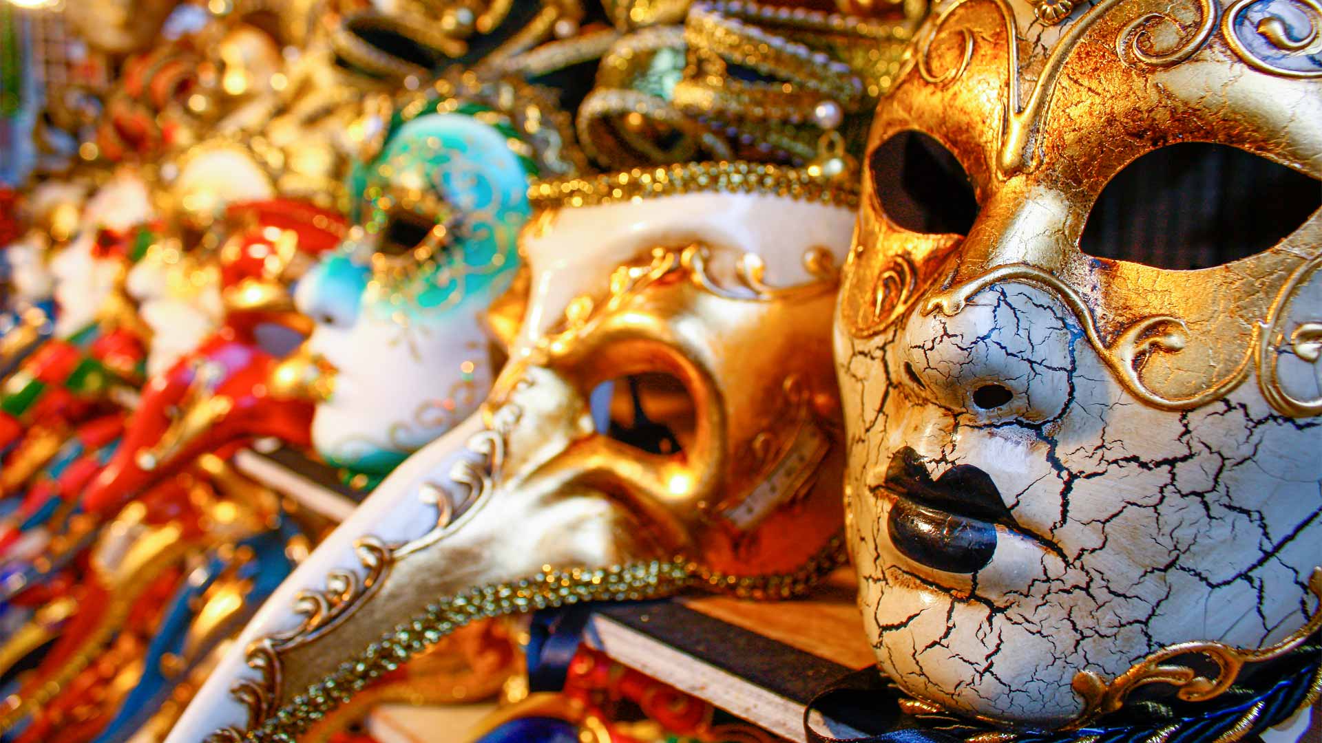 Spedizioni regali e maschere venezia