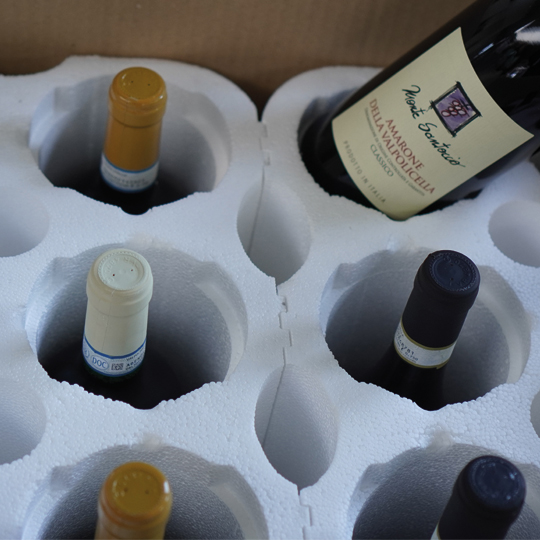 Dal vino alla grappa: spedizioni rapide e sicure con MBE Rosà.
